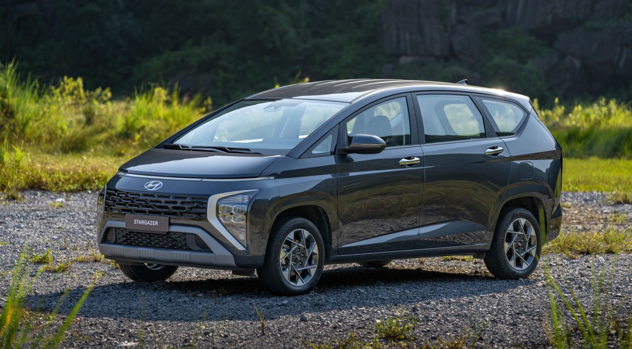 Hyundai Stargazer ra mắt tại Việt Nam, đối đầu với Xpander với giá 575 triệu đồng Hyundai Stargazer ra mắt tại Việt Nam, đối đầu với Xpander với giá 575 triệu đồng