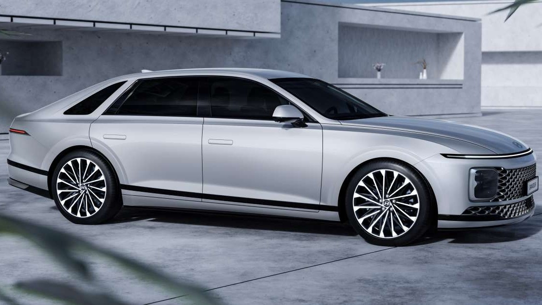 Hyundai cống bố hình ảnh sedan hạng sang Grandeur hoàn toàn mới