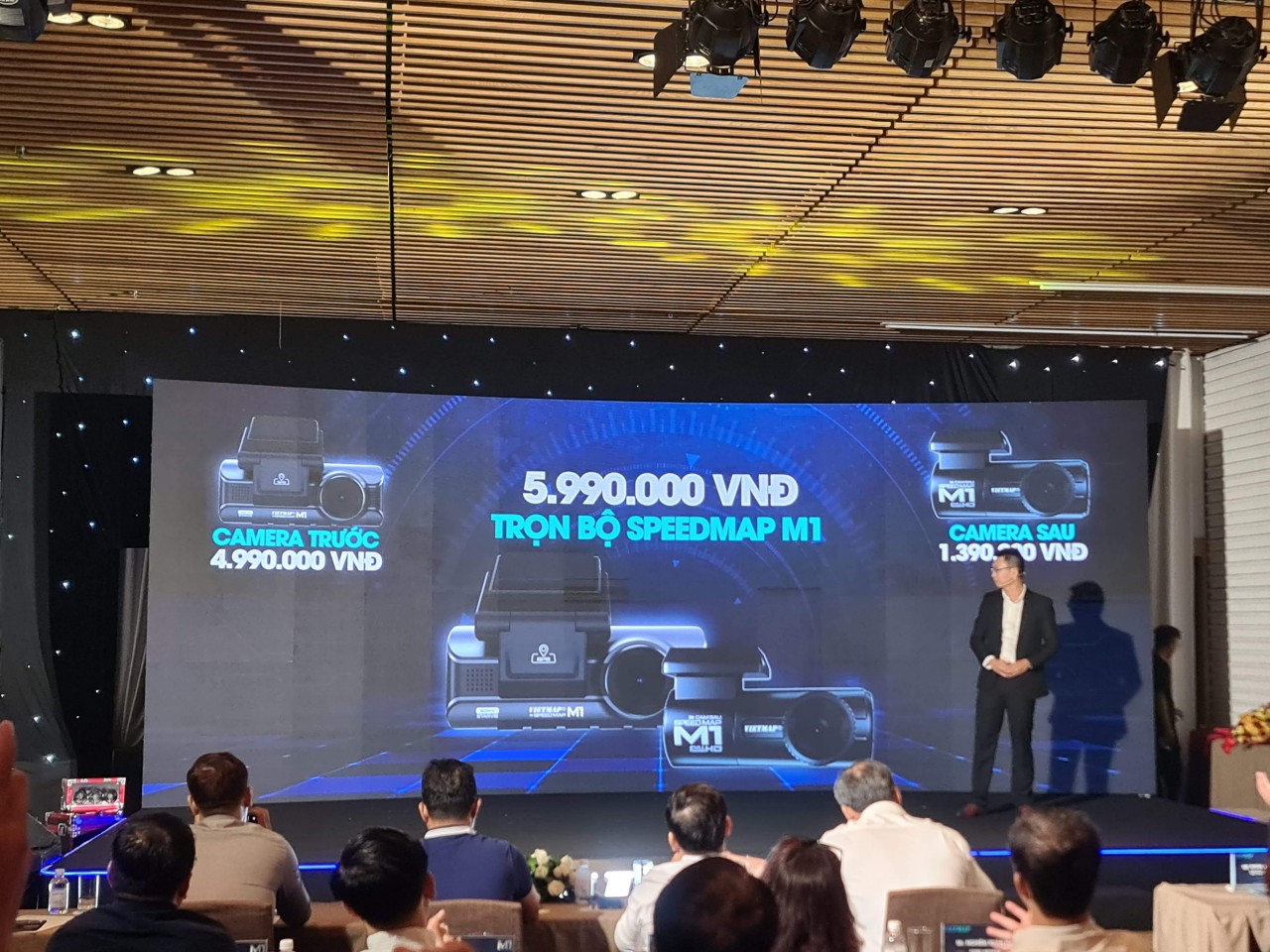 Vietmap giới thiệu camera hành trình SpeedMap M1 với giá 4,9 triệu đồng Vietmap giới thiệu camera hành trình SpeedMap M1 với giá 4,9 triệu đồng