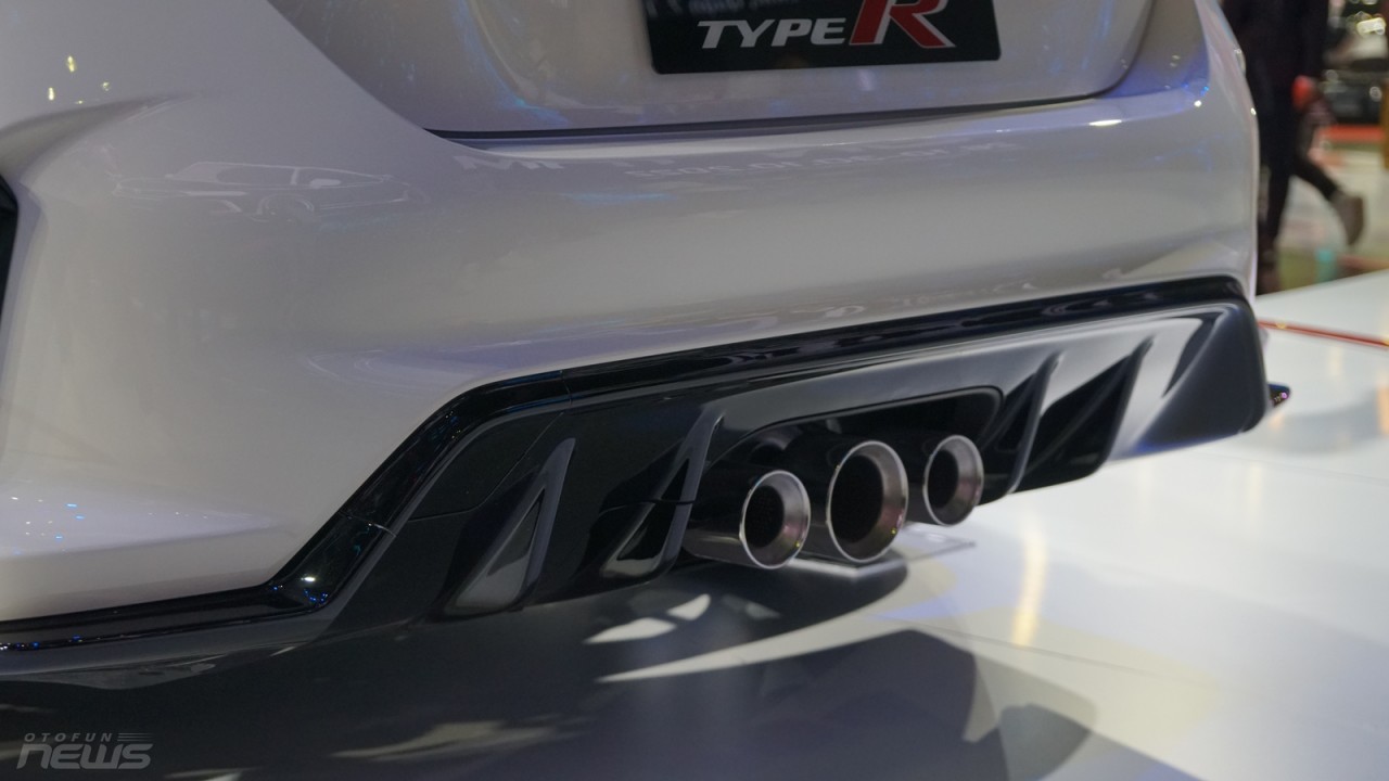 [VMS 2022] Cận cảnh 'Xe đua' Honda Civic Type R công suất 315 mã lực