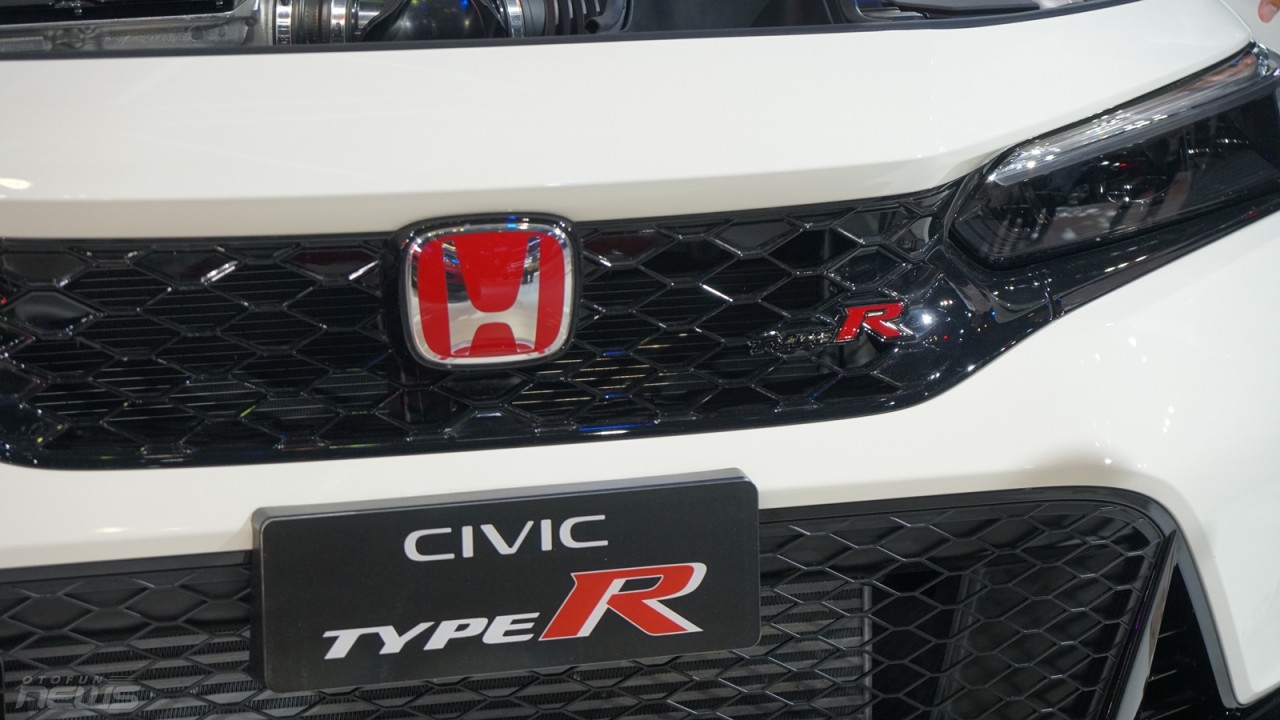 [VMS 2022] Cận cảnh 'Xe đua' Honda Civic Type R công suất 315 mã lực