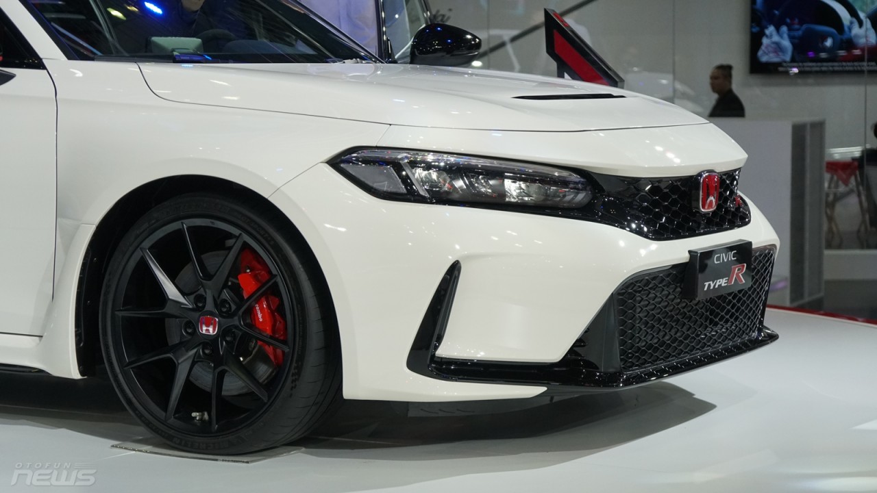 [VMS 2022] Cận cảnh 'Xe đua' Honda Civic Type R công suất 315 mã lực
