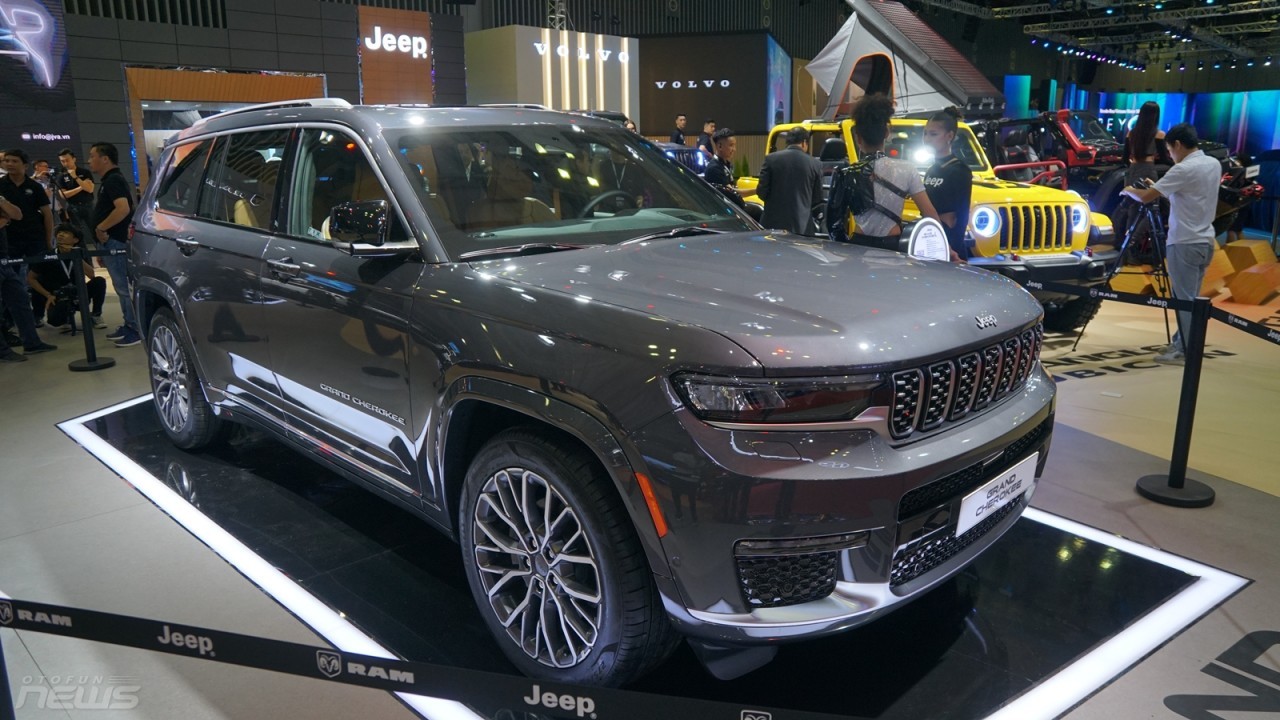 [VMS 2022] Cận cảnh Jeep Grand Cherokee L 2022 có giá 6,18 tỷ đồng