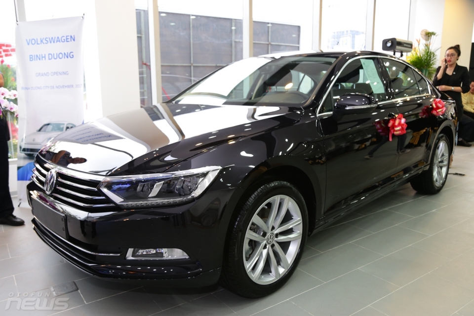 volkswagen khai truong showroom 4s dau tien tai binh duong