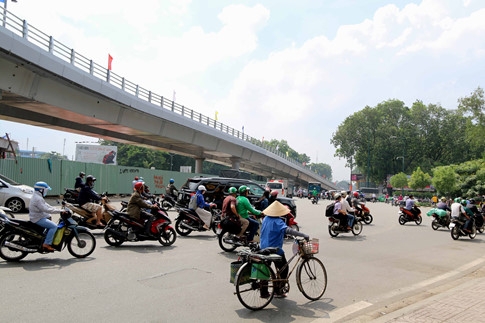 tp ho chi minh cau vuot giam un tac o cua ngo san bay tan son nhat go vap duoc thong xe