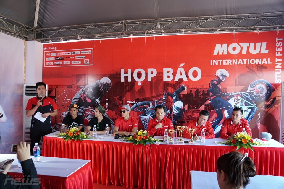 Đã mắt với màn trình diễn mô tô đẳng cấp quốc tế tại Cần Thơ da mat voi man trinh dien mo to dang cap quoc te tai can tho