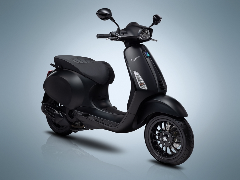 Piaggio Việt Nam tung bộ ba xe ga đen tuyền piaggio viet nam tung bo ba xe ga voi mau den huyen bi