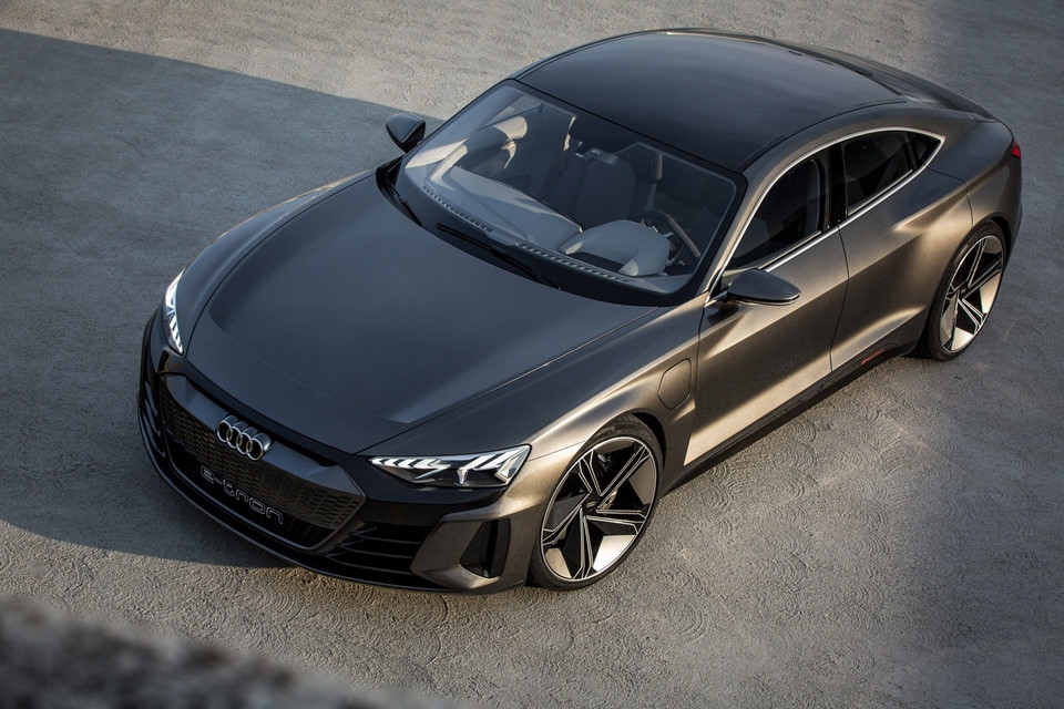 Audi e-tron GT Concept sẽ được sản xuất vào cuối năm 2020 audi e tron gt concept se duoc san xuat vao cuoi nam 2020