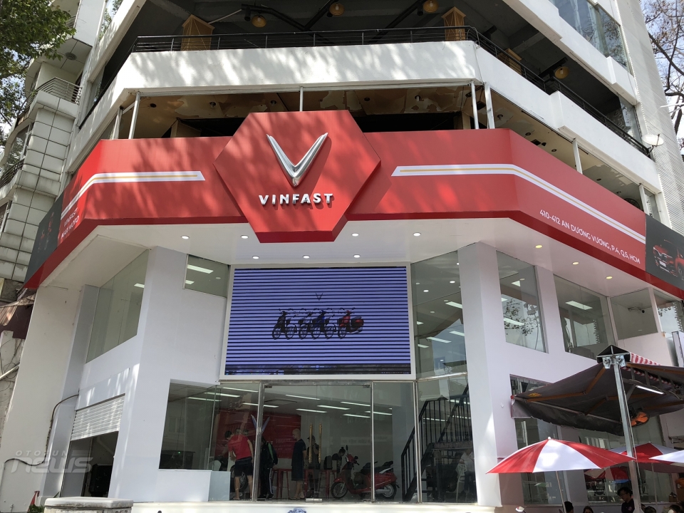 showroom vinfast dau tien tai tp ho chi minh di vao hoat dong
