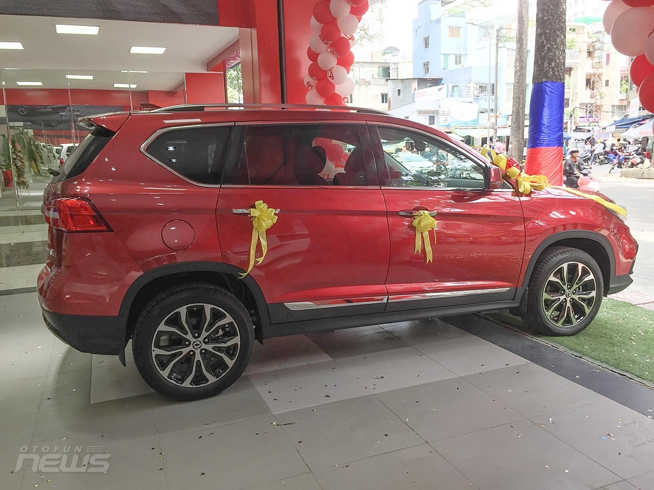Cận cảnh xe Trung Quốc DFM Joyear X5, giá 619 triệu đồng can canh xe trung quoc dfm joyear x5 gia 619 trieu dong