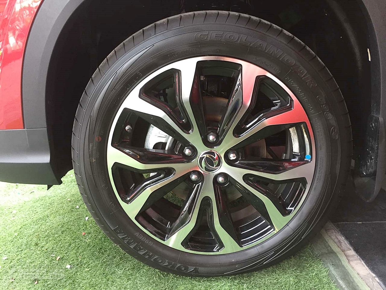 Cận cảnh xe Trung Quốc DFM Joyear X5, giá 619 triệu đồng can canh xe trung quoc dfm joyear x5 gia 619 trieu dong