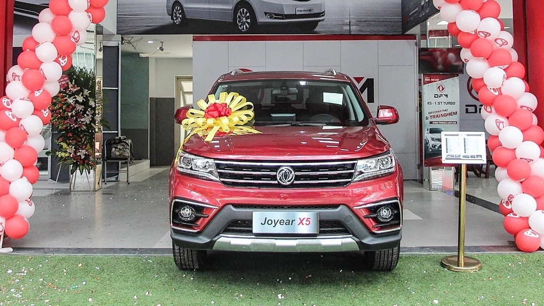 Cận cảnh xe Trung Quốc DFM Joyear X5, giá 619 triệu đồng
