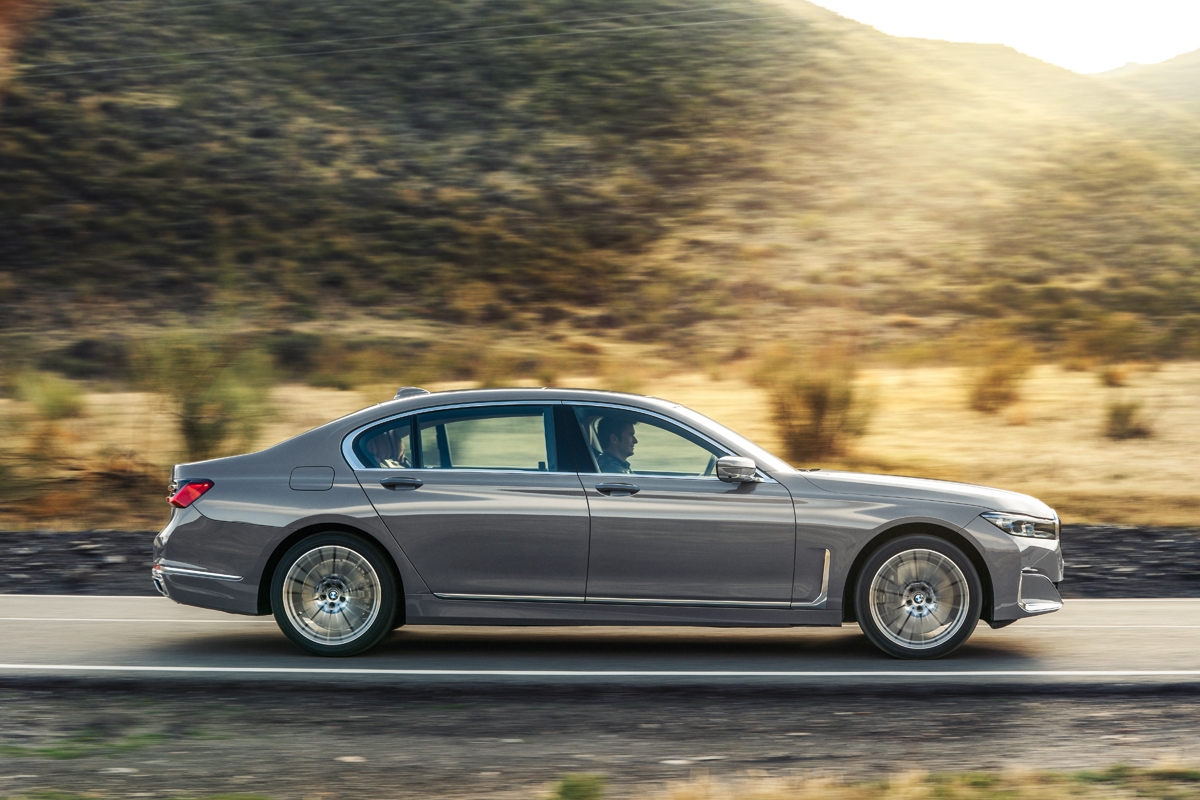 bmw series 7 the he moi se co mat tai viet nam vao cuoi thang 11