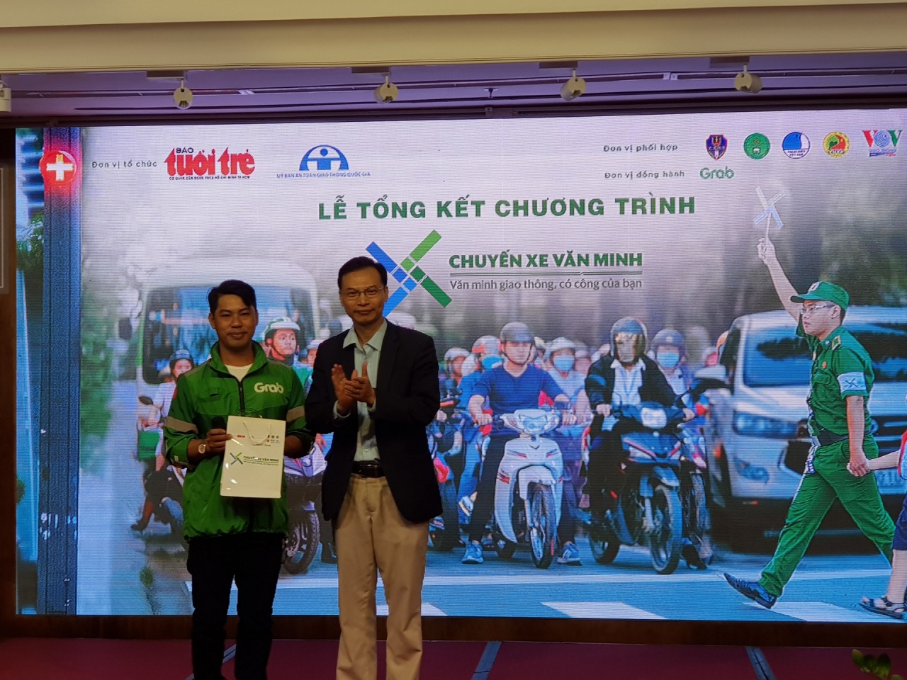 “Chuyến xe văn minh” năm 2019 - Cải thiện văn hóa giao thông cho cộng đồng “Chuyến xe văn minh” năm 2019 - Cải thiện văn hóa giao thông cho cộng đồng