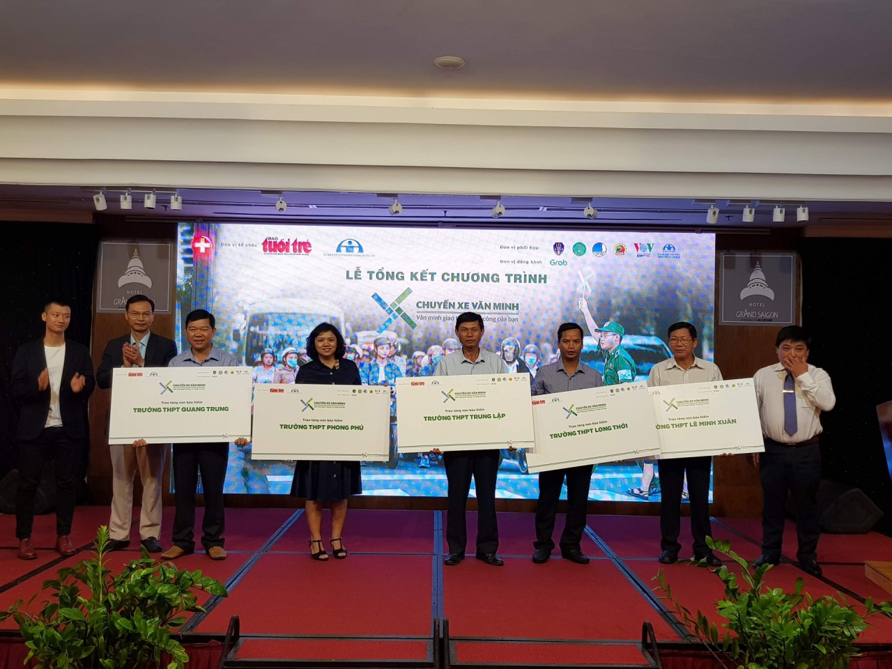 “Chuyến xe văn minh” năm 2019 - Cải thiện văn hóa giao thông cho cộng đồng “Chuyến xe văn minh” năm 2019 - Cải thiện văn hóa giao thông cho cộng đồng