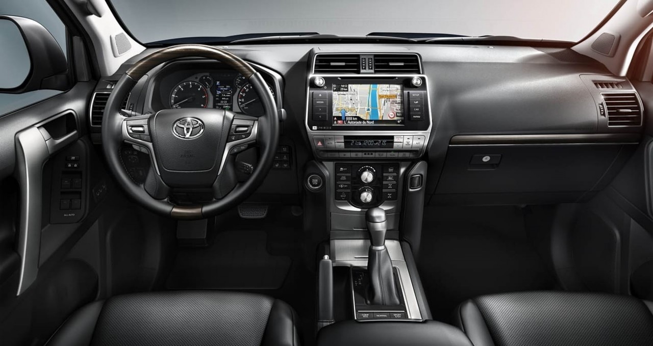 Cuộc chiến SUV7 chỗ: Chọn Volkswagen Teramont hay Toyota Prado, Ford Explorer?!
