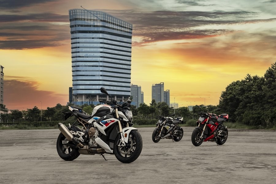 BMW S 1000 R hoàn toàn mới được bán tại Việt Nam với giá 669 triệu đồng BMW S 1000 R hoàn toàn mới được bán tại Việt Nam với giá 669 triệu đồng