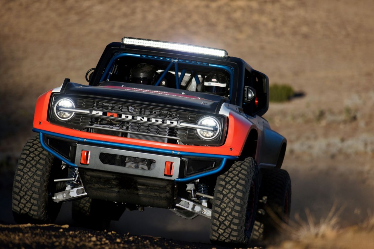 Ford Bronco Desert Racer sản xuất giới hạn chỉ 50 xe