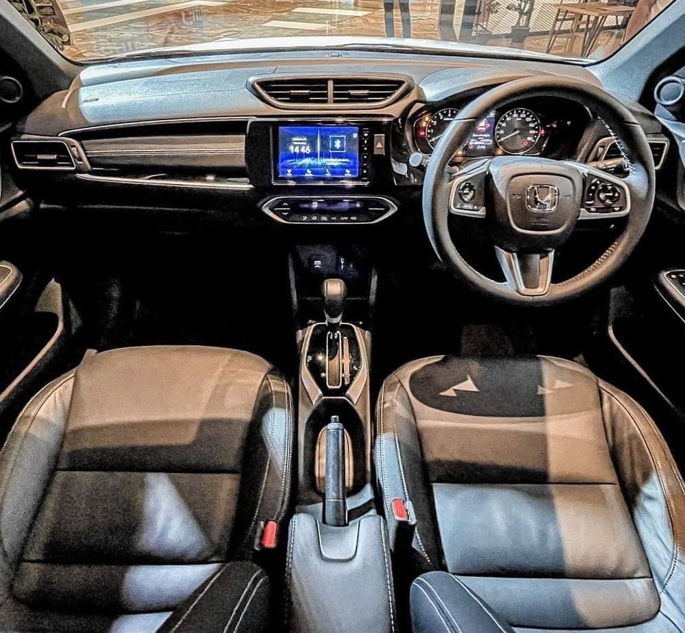 Honda BR-V 2022 ra mắt tại Indonesia với giá chỉ 440 triệu đồng Honda BR-V 2022 ra mắt tại Indonesia với giá chỉ 440 triệu đồng
