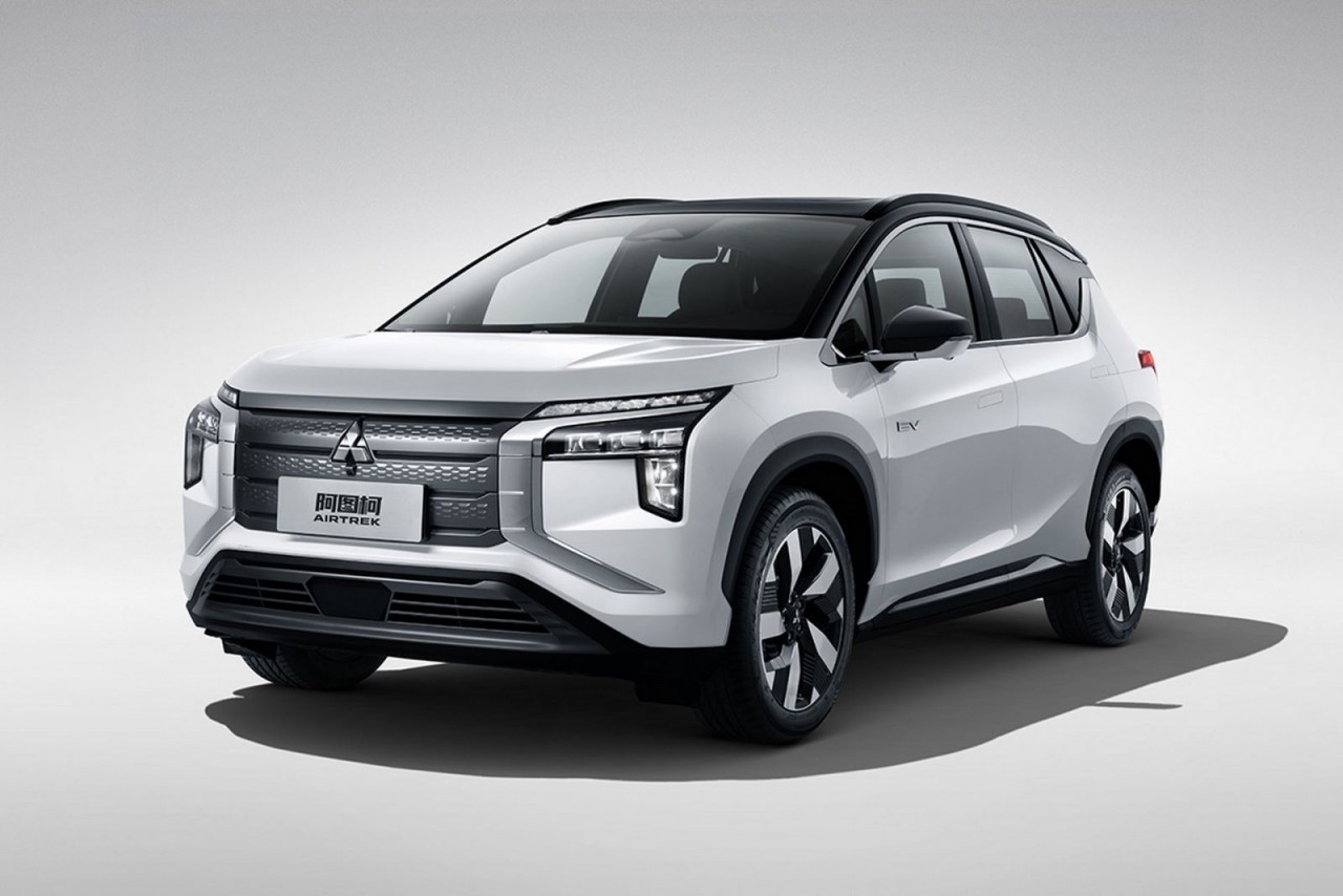 Mitsubishi giới thiệu xe điện Airtrek 2022 hoàn toàn mới