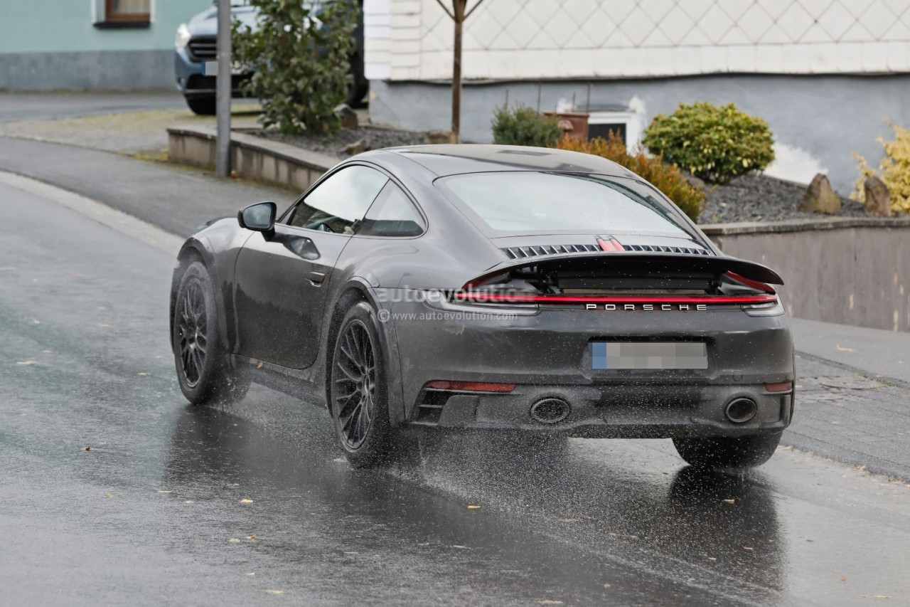 Porsche 911 sẽ có biến thể gầm cao Porsche 911 sẽ có biến thể gầm cao