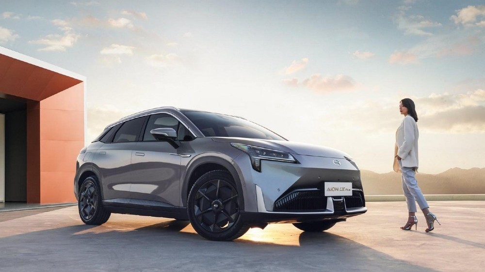 Hãng xe Trung Quốc giới thiệu xe điện đi 1.000 Km với một lần sạc
