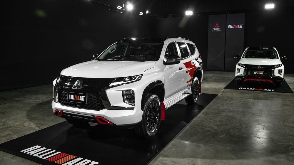Mitsubishi Pajero Sport có thêm phiên bản thể thao Ralliart
