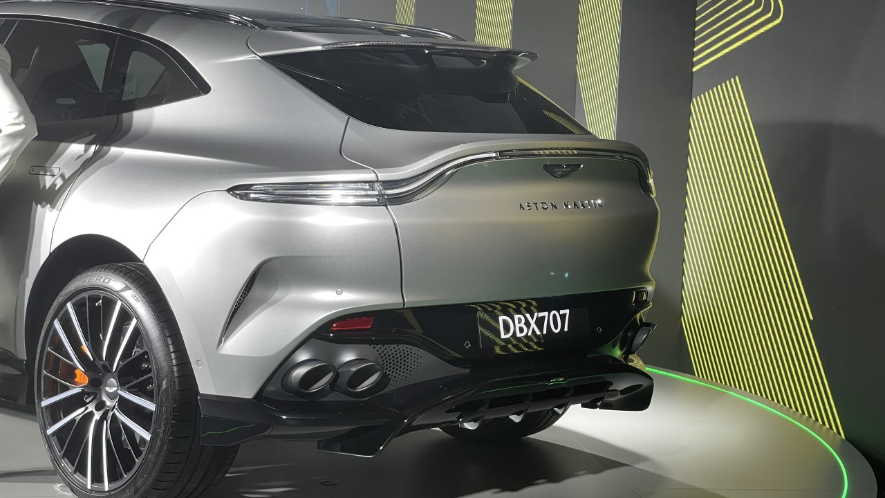Aston Martin DBX 707 chính hãng có giá 21,8 tỉ đồng tại Việt Nam Aston Martin DBX 707 chính hãng có giá 21,8 tỉ đồng tại Việt Nam