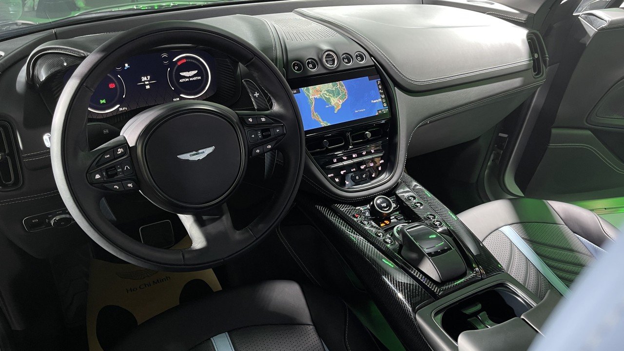 Aston Martin DBX 707 chính hãng có giá 21,8 tỉ đồng tại Việt Nam Aston Martin DBX 707 chính hãng có giá 21,8 tỉ đồng tại Việt Nam