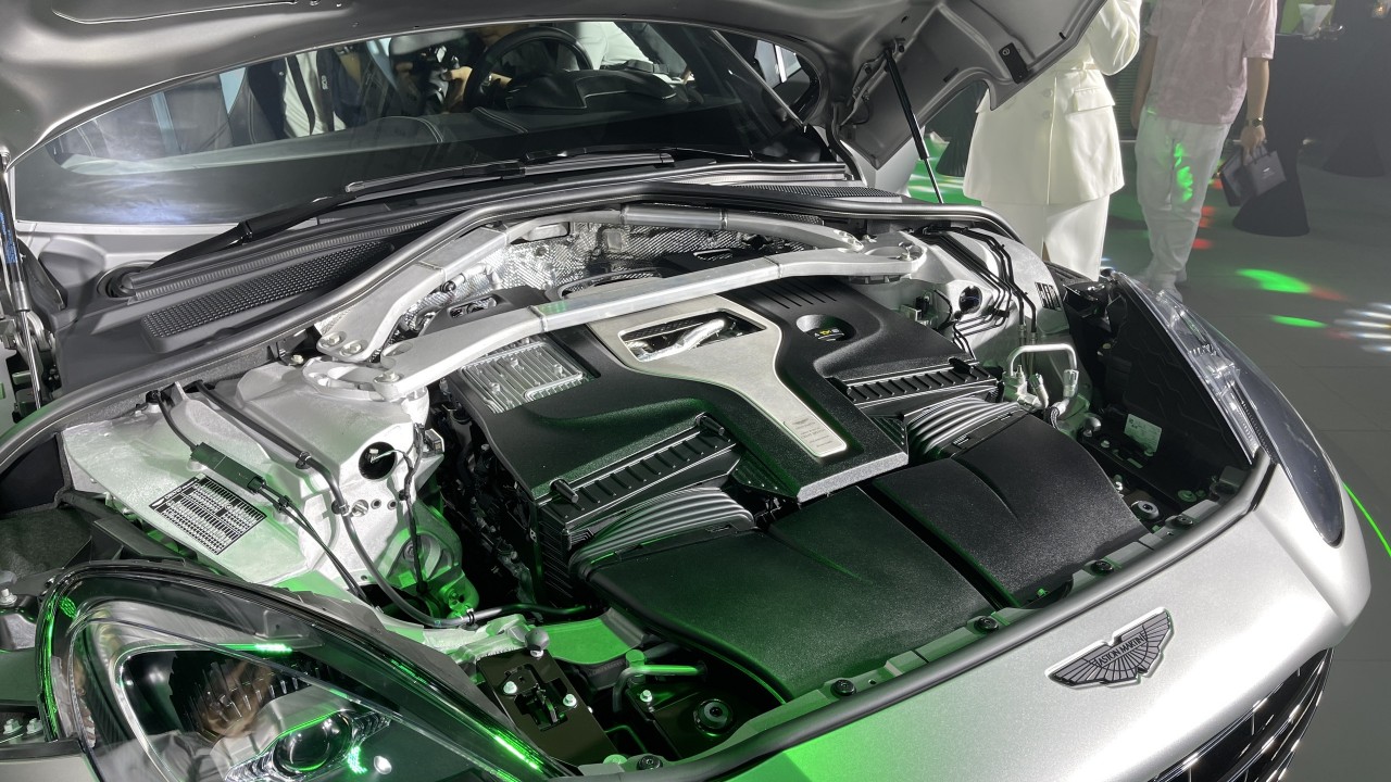 Aston Martin DBX 707 chính hãng có giá 21,8 tỉ đồng tại Việt Nam