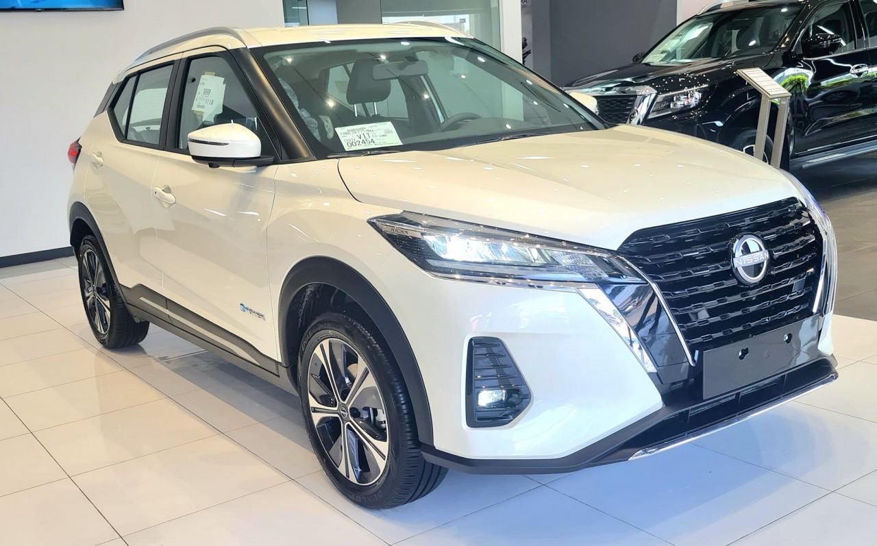 Cận cảnh Nissan Kicks tại đại lý TPHCM