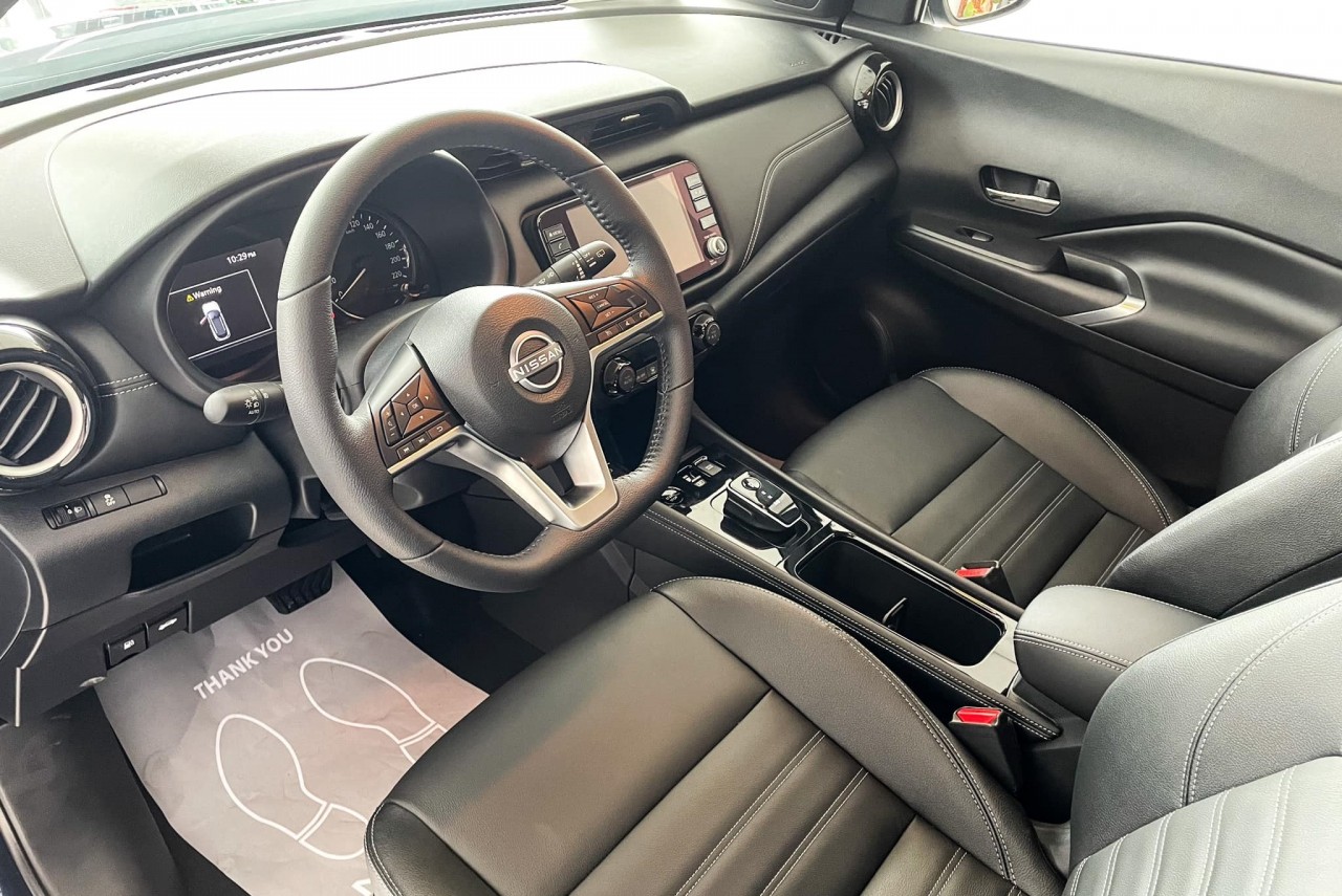 Cận cảnh Nissan Kicks tại đại lý TPHCM