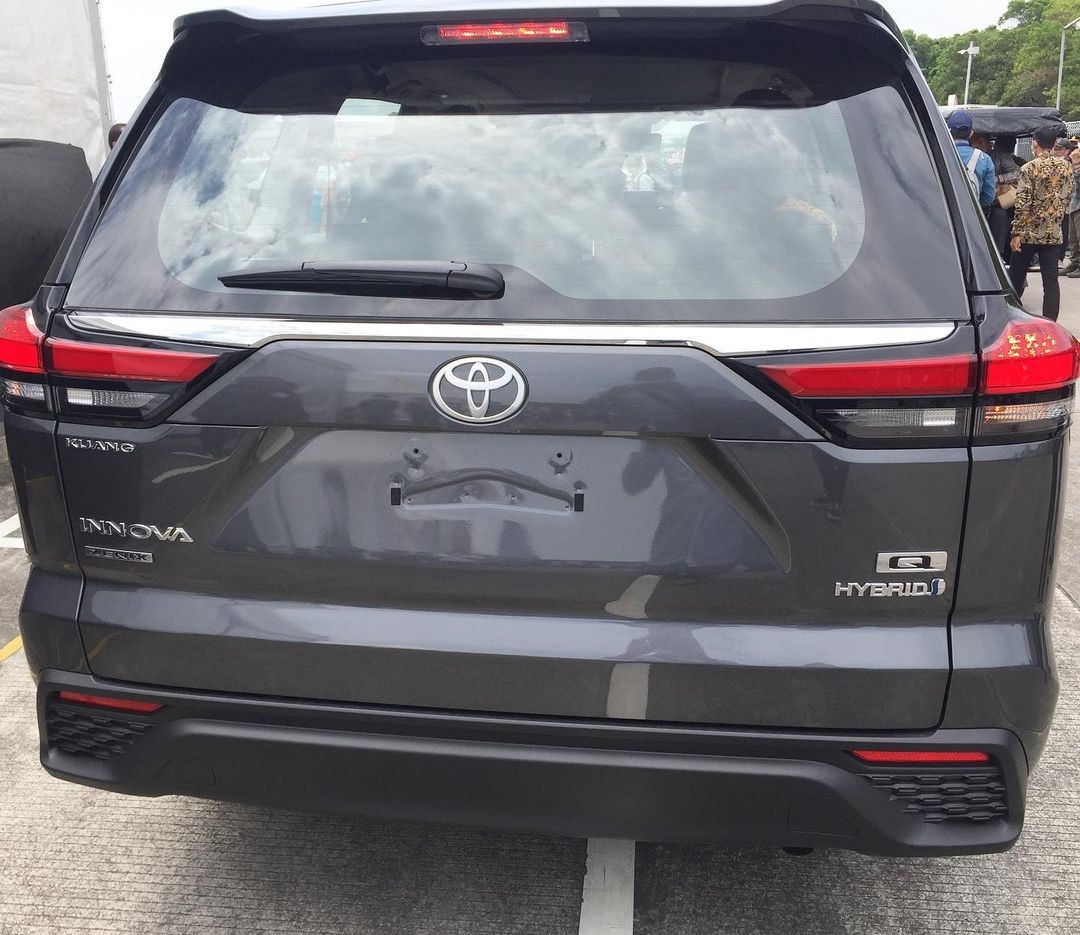 Toyota Innova 2023 chính thức ra mắt, có thêm hệ truyền động hybrid Toyota Innova 2023 chính thức ra mắt, có thêm hệ truyền động hybrid