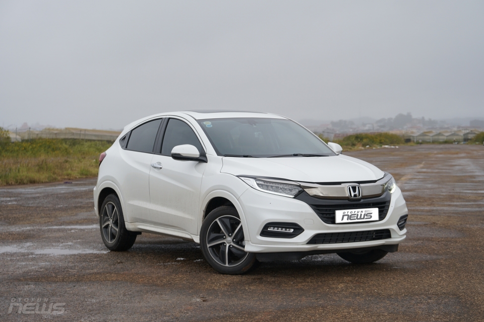 Hyundai Kona vượt Honda HR-V đứng đầu phân khúc SUV đô thị cỡ nhỏ hyundai kona vuon len dung dau phan khuc suv do thi co nho