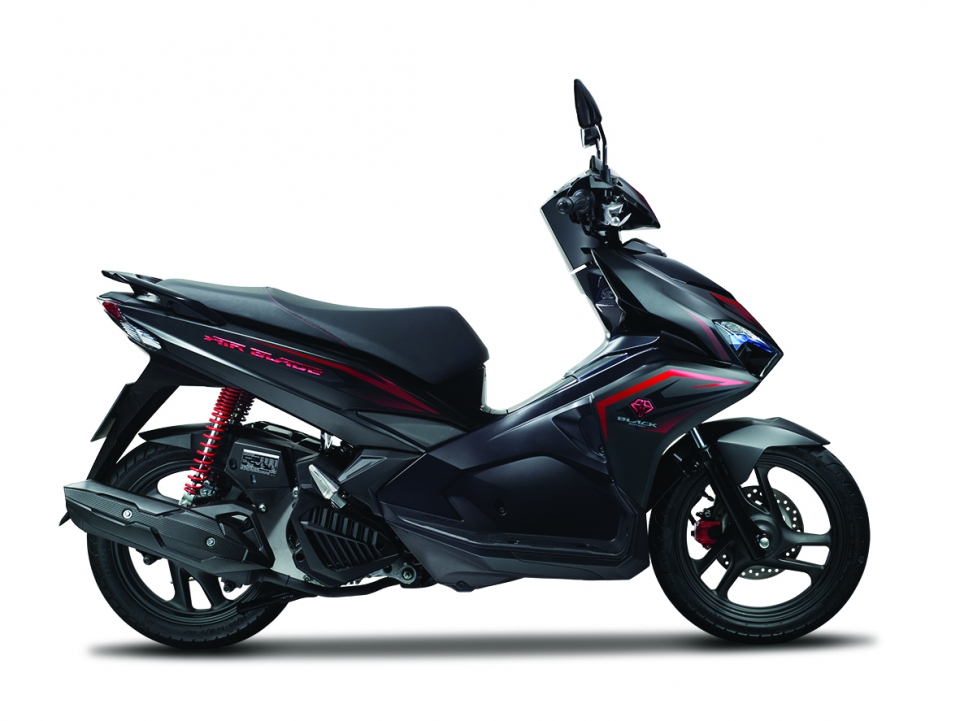 Honda Air Blade 125cc mới bán từ hôm nay, giá không đổi honda air blade 125cc moi co mat tai head voi gia khong doi