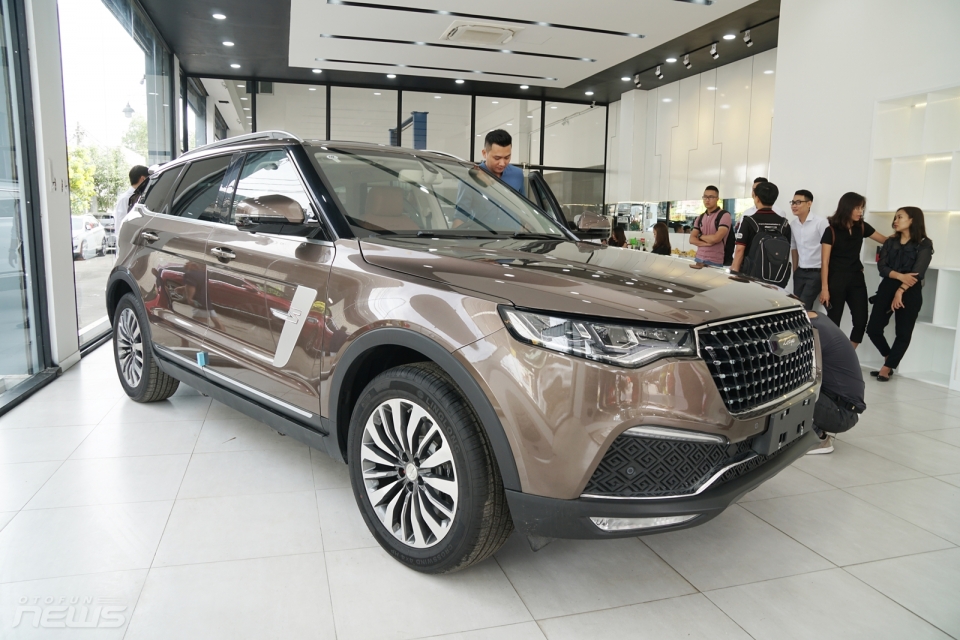 Showroom ô tô Trung Quốc đầu tiên Việt Nam dành cho Zotye và BAIC showroom o to trung quoc dau tien viet nam danh cho zotye va baic