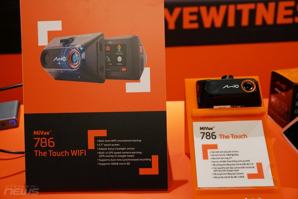 mio mivue 7 camera hanh trinh ho tro wifi tu dong sao luu co mat tai viet nam