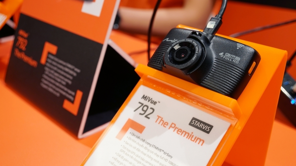 Ra mắt Mio MiVue 7, camera hành trình hỗ trợ WiFi, tự động sao lưu
