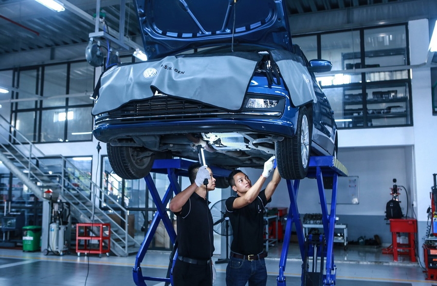 Volkswagen ưu đãi khách hàng bảo dưỡng xe cuối năm volkswagen uu dai khach hang bao duong xe cuoi nam