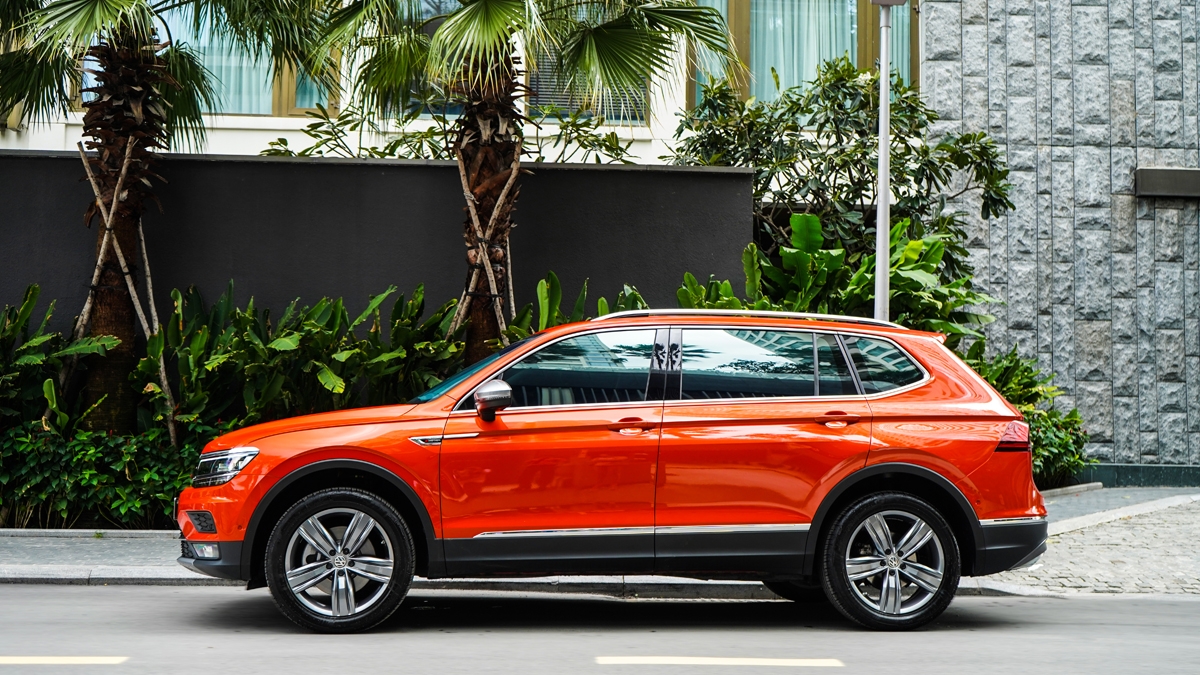 Volkswagen Việt Nam hỗ trợ 50% phí trước bạ và giảm 10% phụ tùng 2542-vw-tiguan-3
