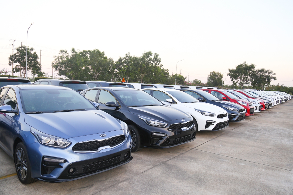 Thaco xuất khẩu 120 xe Kia Cerato sang Myanmar thaco xuat khau 120 xe kia cerato sang myanmar