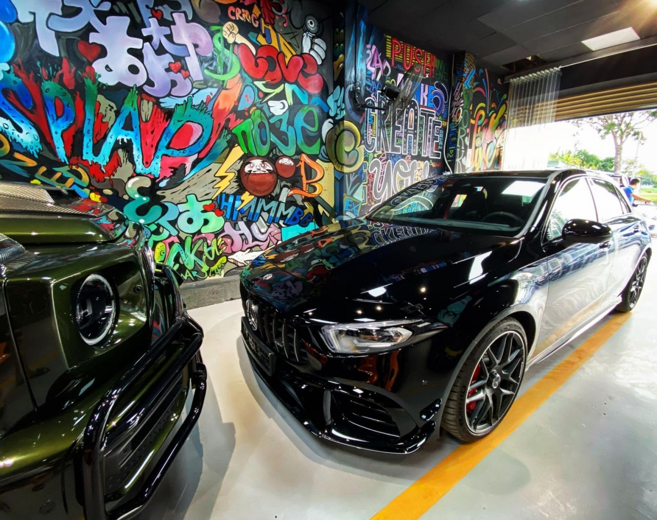 Mercedes-AMG A45 S 2021 công suất 421 mã lực đầu tiên về Việt Nam