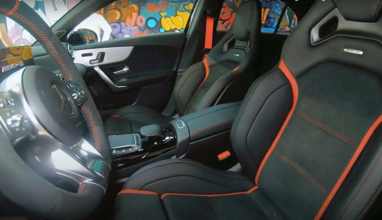Mercedes-AMG A45 S 2021 công suất 421 mã lực đầu tiên về Việt Nam