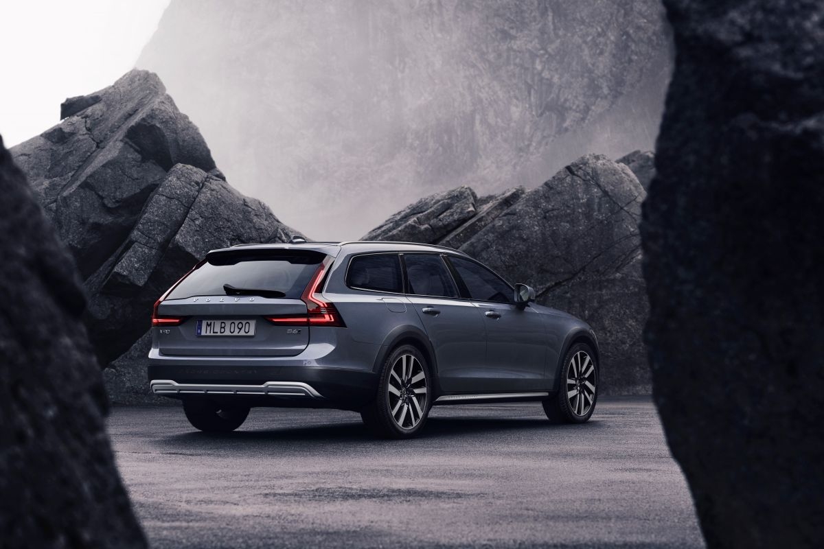 Volvo S90 Recharge 2021 có mặt tại Thái Lan