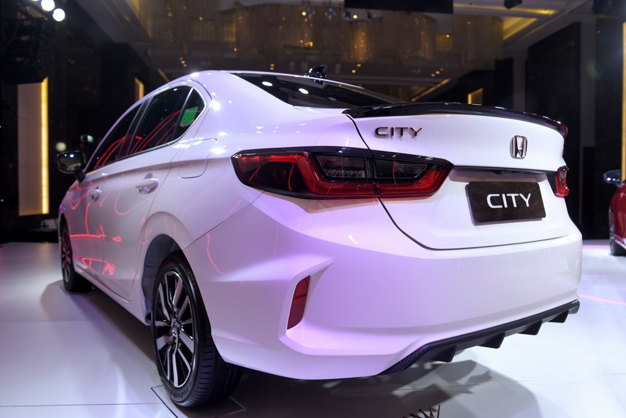 Honda City 2021 chính thức ra mắt với 3 phiên bản, giá từ 529 triệu đồng Honda City 2021 chính thức ra mắt với 3 phiên bản, giá từ 529 triệu đồng