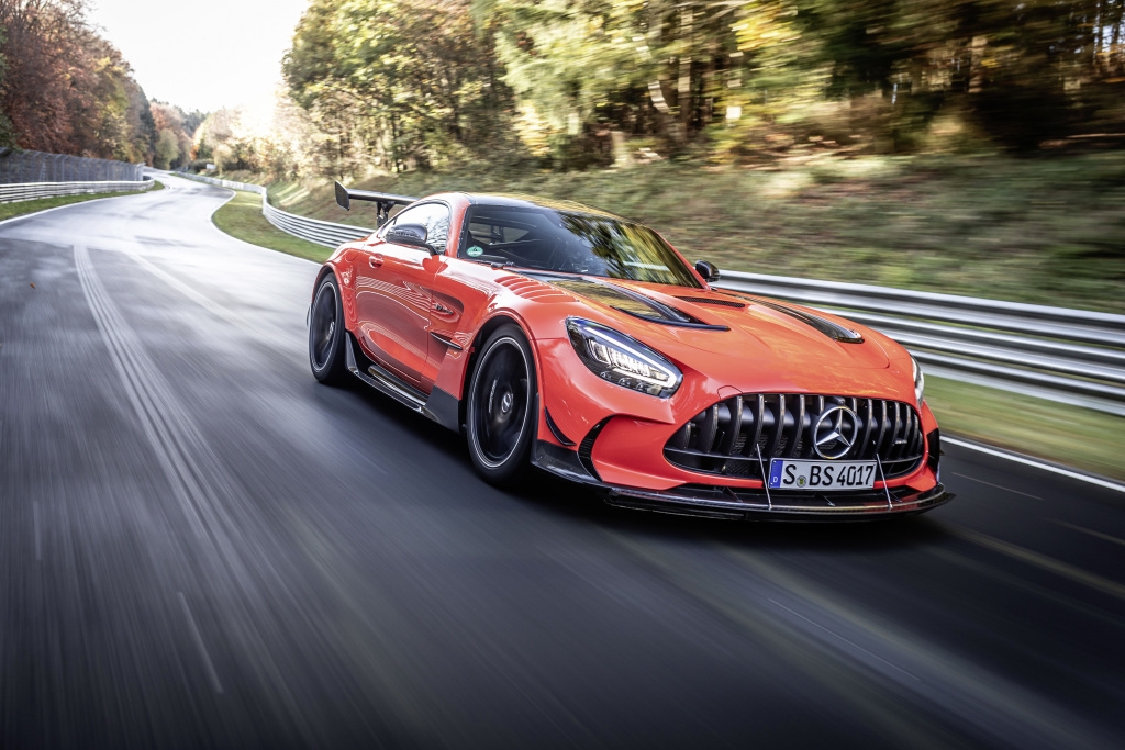 Mercedes-AMG lập 2 kỷ lục tốc độ tại đường đua Nurburgring