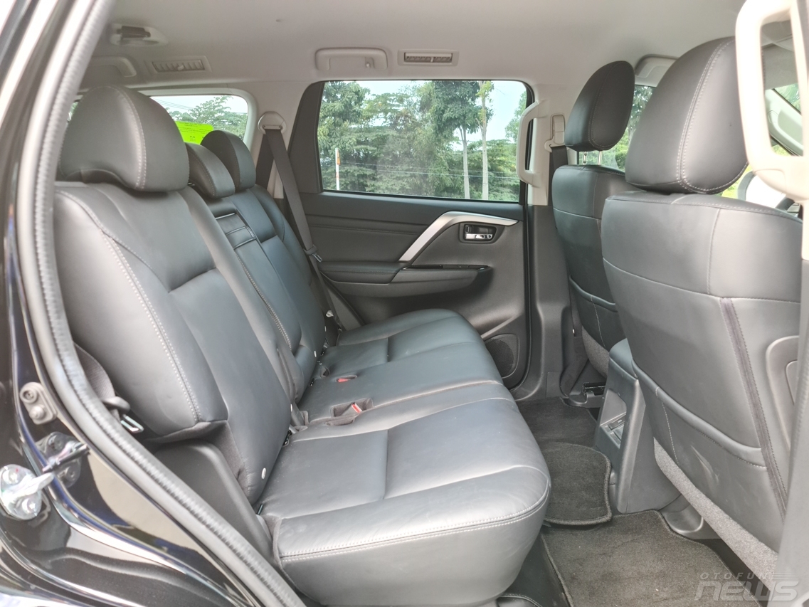 Đánh giá xe nhanh: Mitsubishi Pajero Sport 2020 4x2 AT