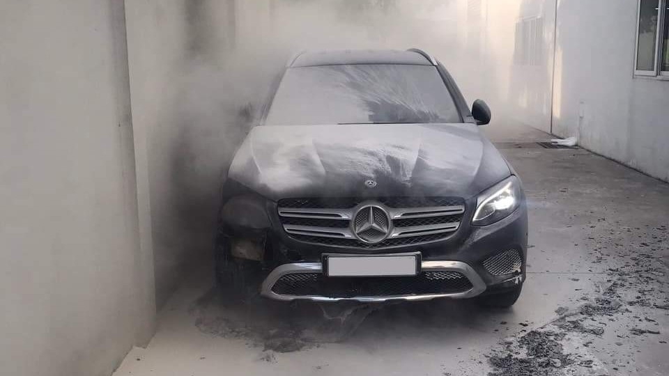 Mercedes-Benz phản hồi về việc cháy xe GLC tại Hà Nội Mercedes-Benz phản hồi về việc cháy xe GLC tại Hà Nội