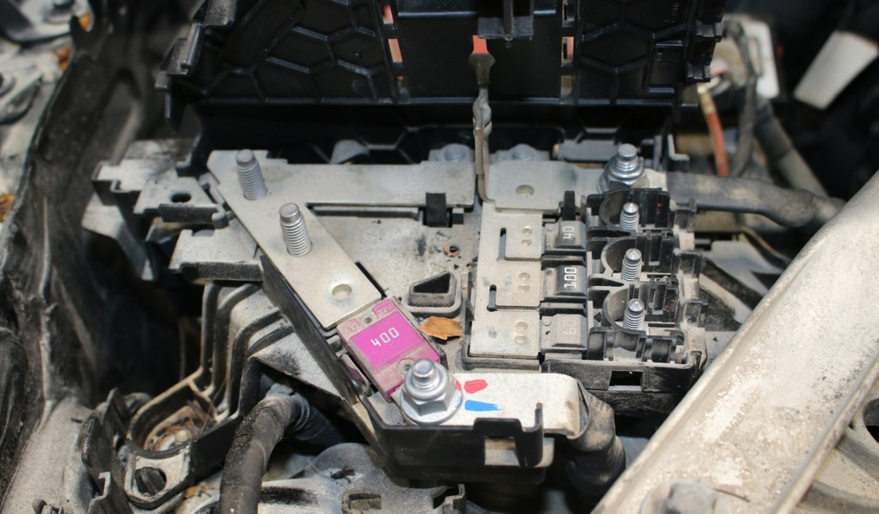 Mercedes-Benz phản hồi về việc cháy xe GLC tại Hà Nội Mercedes-Benz phản hồi về việc cháy xe GLC tại Hà Nội