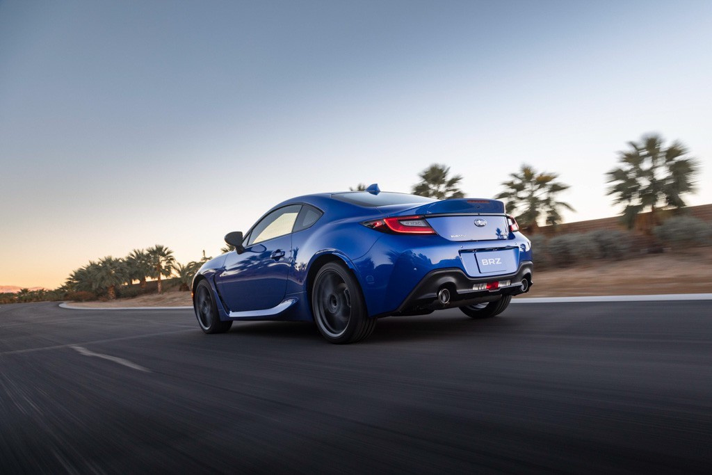 Subaru BRZ 2022 mở bán tại Việt Nam với giá 1,899 tỷ đồng Subaru BRZ 2022 mở bán tại Việt Nam với giá 1,899 tỷ đồng